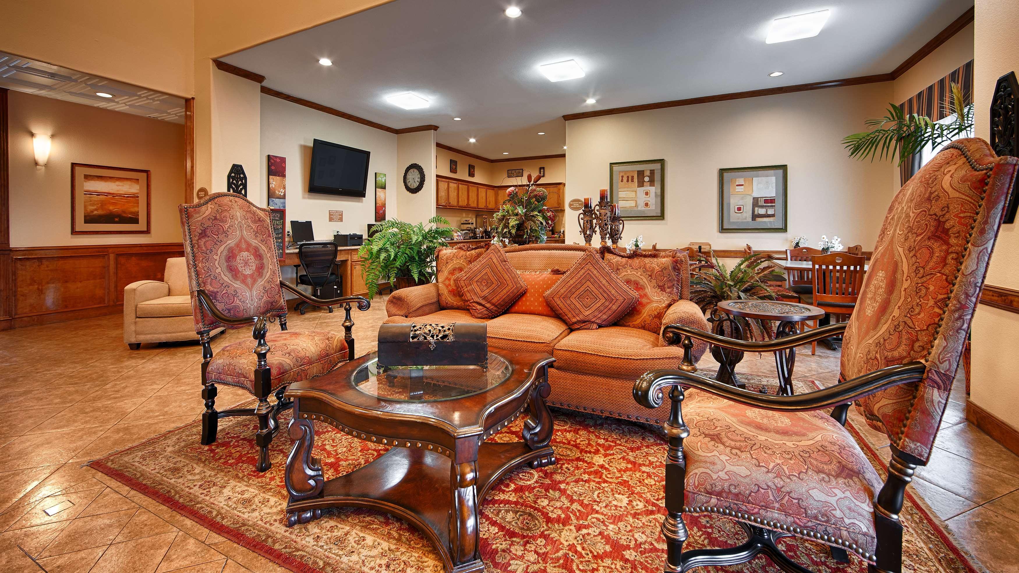 Best Western Plus Schulenburg Inn & Suites Exteriör bild